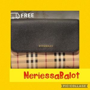 Authentic Burberry cross body clutch bag.